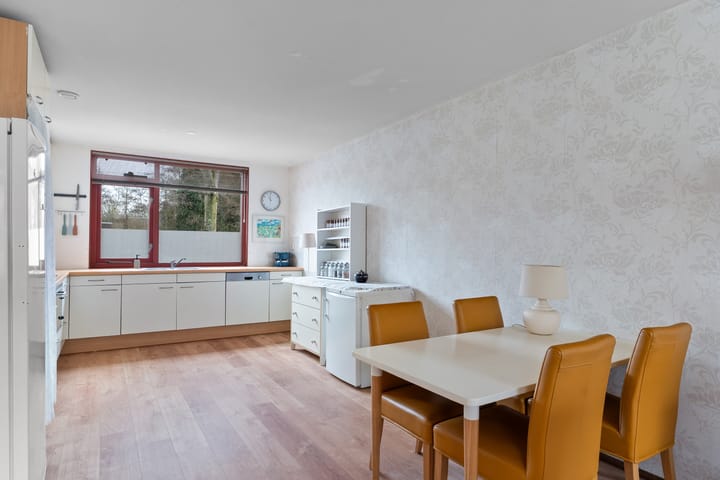 Photo 21 of Simon van Collemstraat 56