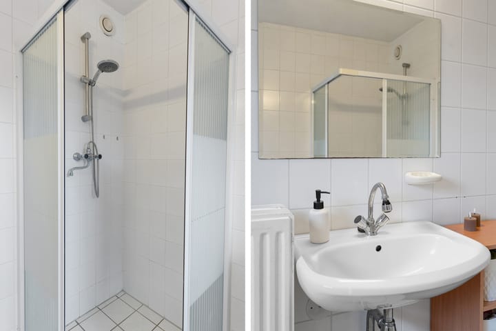 Photo 36 of Simon van Collemstraat 56