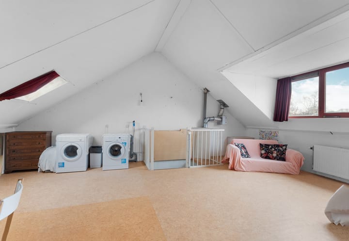 Photo 41 of Simon van Collemstraat 56