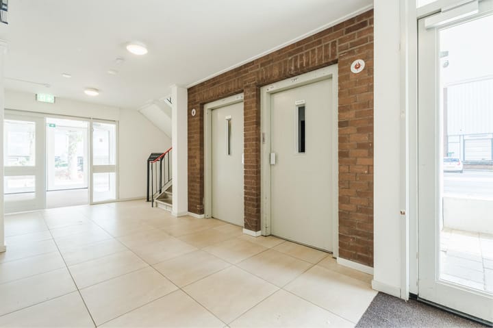 Photo 7 of Zwanenveld 8323