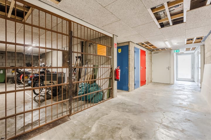 Photo 42 of Zwanenveld 8323