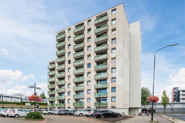 Photo 43 of Zwanenveld 8323