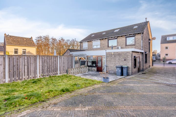 Foto 36 van Haanraderweg 239