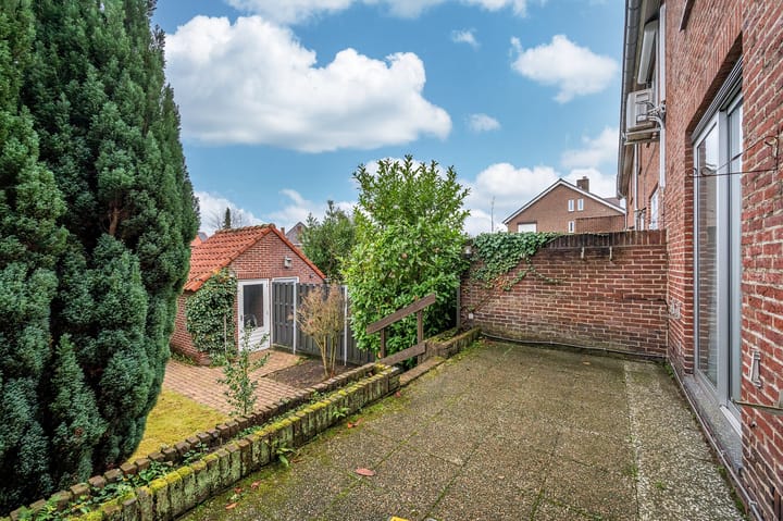 Photo 28 of Leemkampstraat 9