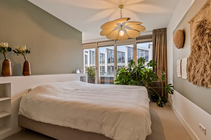 Foto 13 van Bottelarijstraat 33