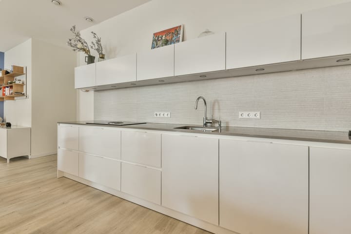 Photo 10 of Peter Schatstraat 85