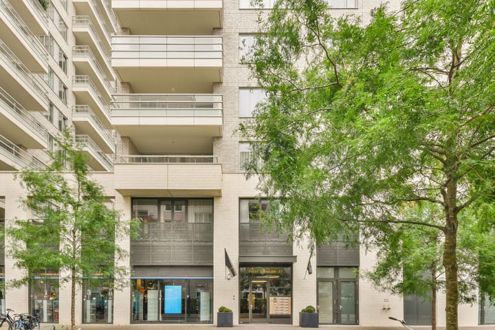 Photo 27 of Peter Schatstraat 85