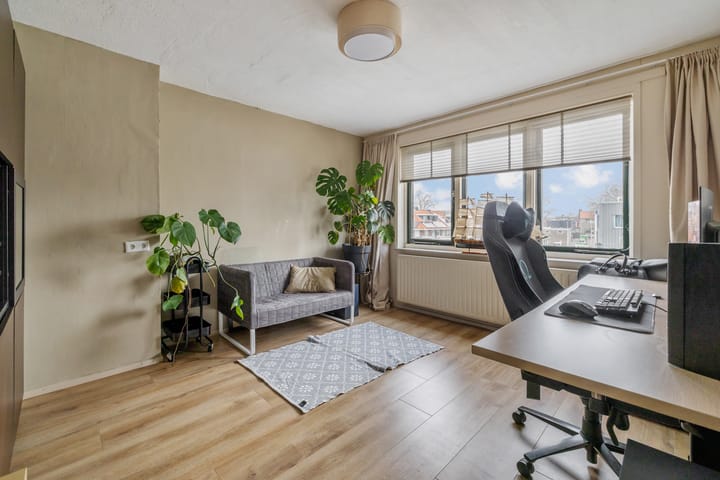 Photo 14 of dr. Schaepmanlaan 63