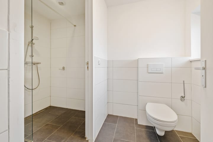 Photo 29 of dr. Schaepmanlaan 63