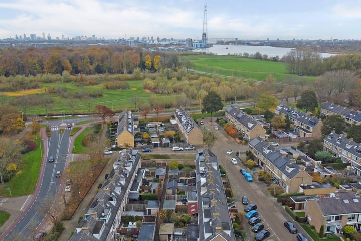 Foto 2 van Bernhard Zweersstraat 63