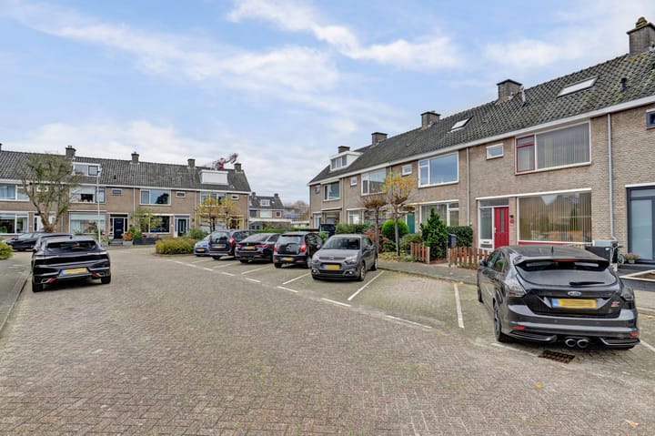 Foto 3 van Bernhard Zweersstraat 63