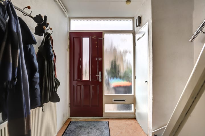 Photo 8 of Bernhard Zweersstraat 63