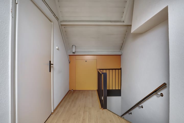 Photo 22 of Bernhard Zweersstraat 63