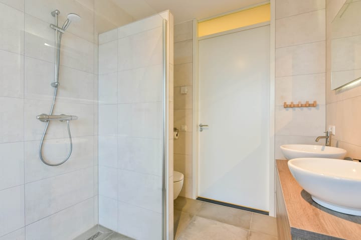 Foto 18 van Leemhorststraat 108