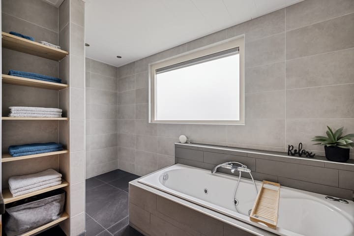 Foto 14 van Marrumerweg 27