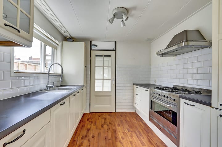 Photo 9 of Boezemstraat 26