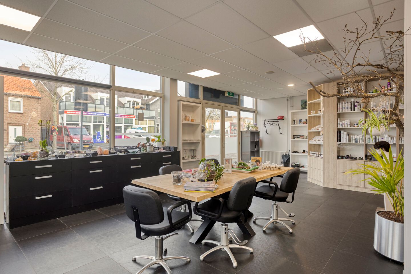 Bekijk foto 3 van Burgemeester van Houtplein 45