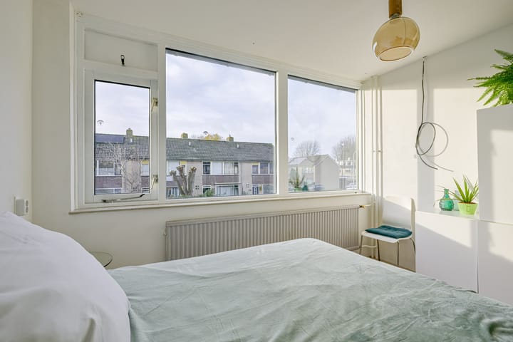 Photo 14 of Tureluurstraat 18