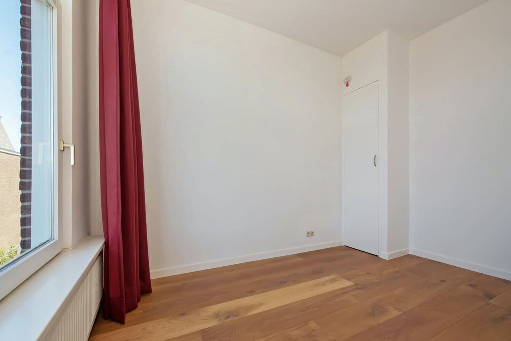 Foto 25 van Van Boetzelaerlaan 96-B