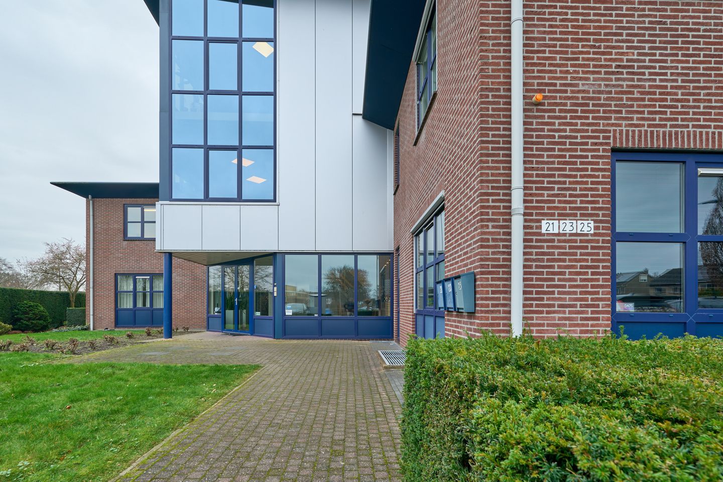 View photo 3 of Midden Engweg 25