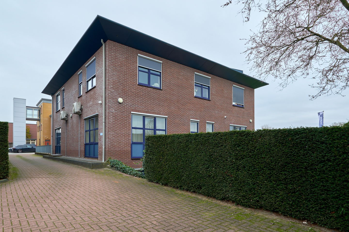 Bekijk foto 4 van Midden Engweg 25