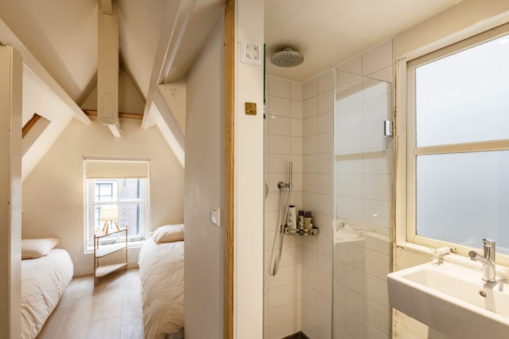 Foto 18 van Passeerdersstraat 1-1