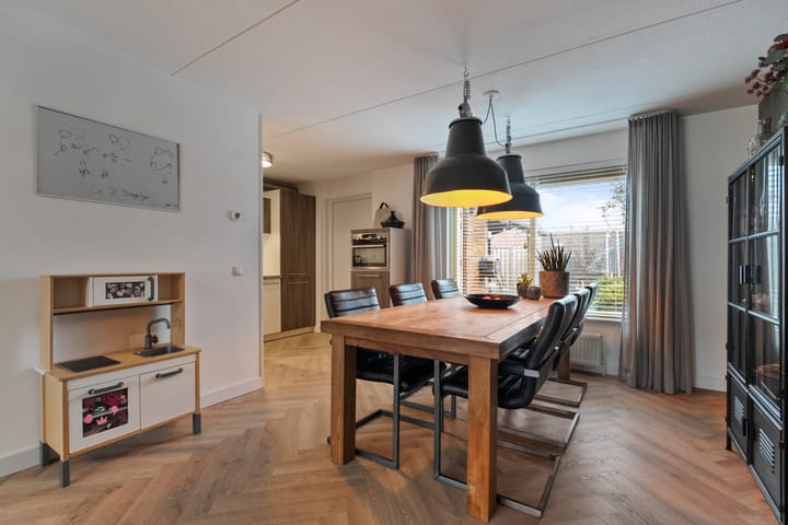 Foto 11 van Mering 99