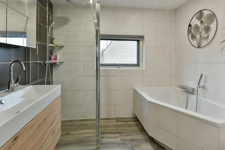 Photo 14 of Glaskruid 9