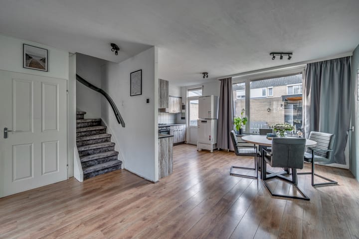 Foto 11 van Scottstraat 55