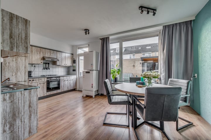 Foto 15 van Scottstraat 55