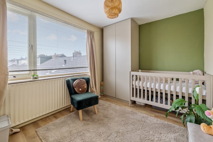 Foto 16 van dr. Schaepmanlaan 63-A