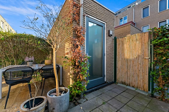 Foto 14 van Bajonetstraat 60