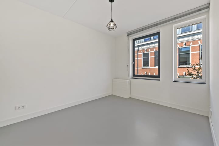 Foto 34 van Bajonetstraat 60