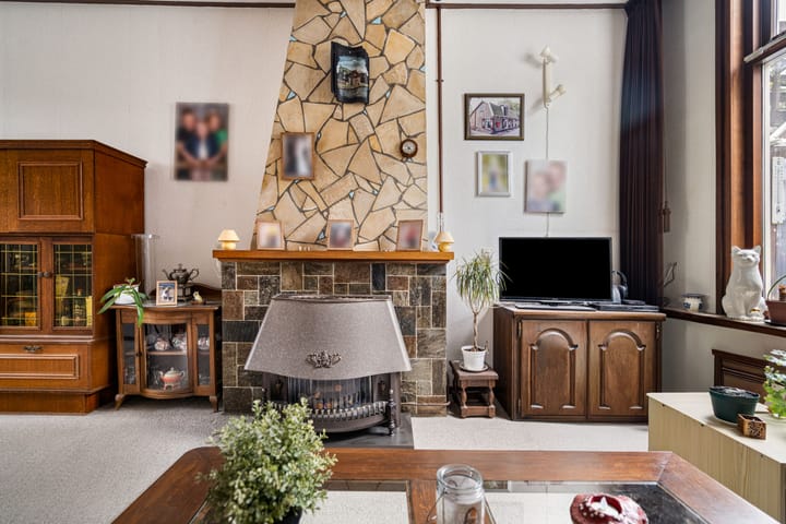 Foto 13 van Floresstraat 38