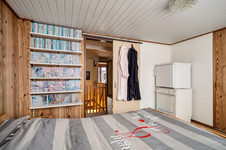 Foto 24 van Floresstraat 38