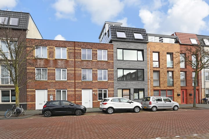 Photo 3 of Van Dijckstraat 90