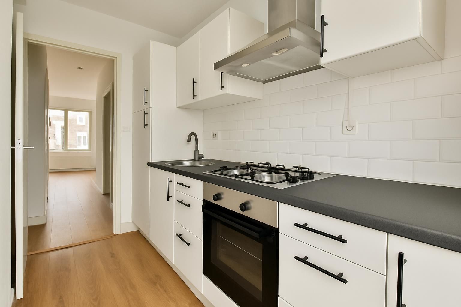 Foto 18 van John Franklinstraat 57-3