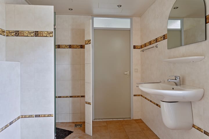 Foto 17 van Biljoen 56