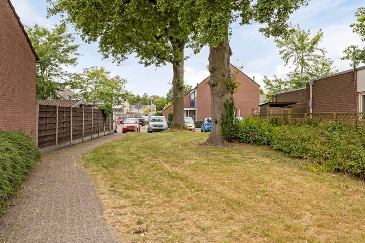 Foto 26 van Biljoen 56