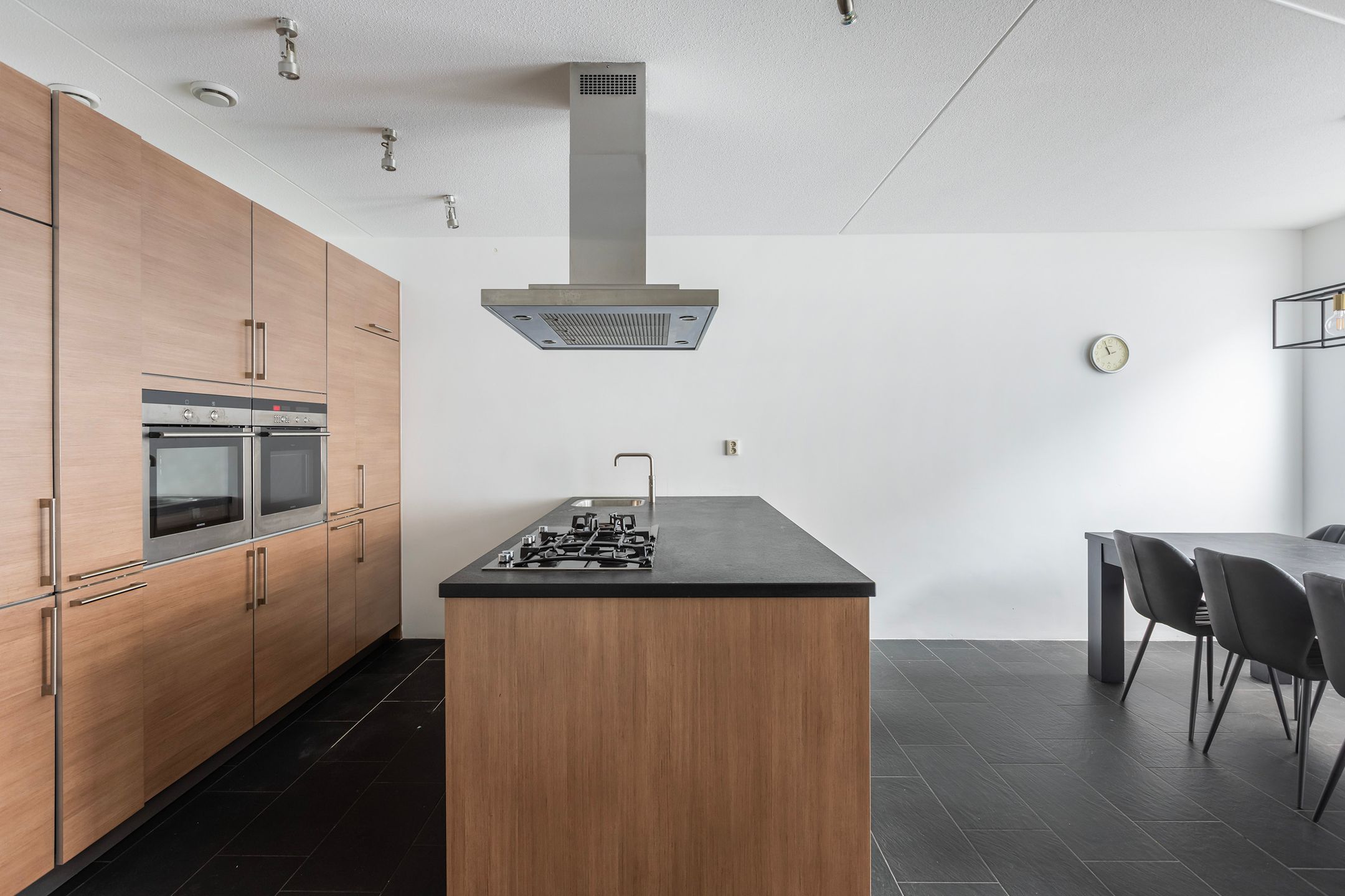 Foto 12 van Fenacoliuslaan 104