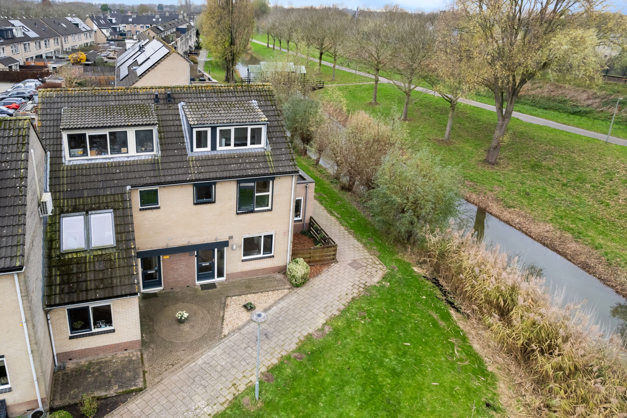 Foto 48 van Johanna Naber-erf 554