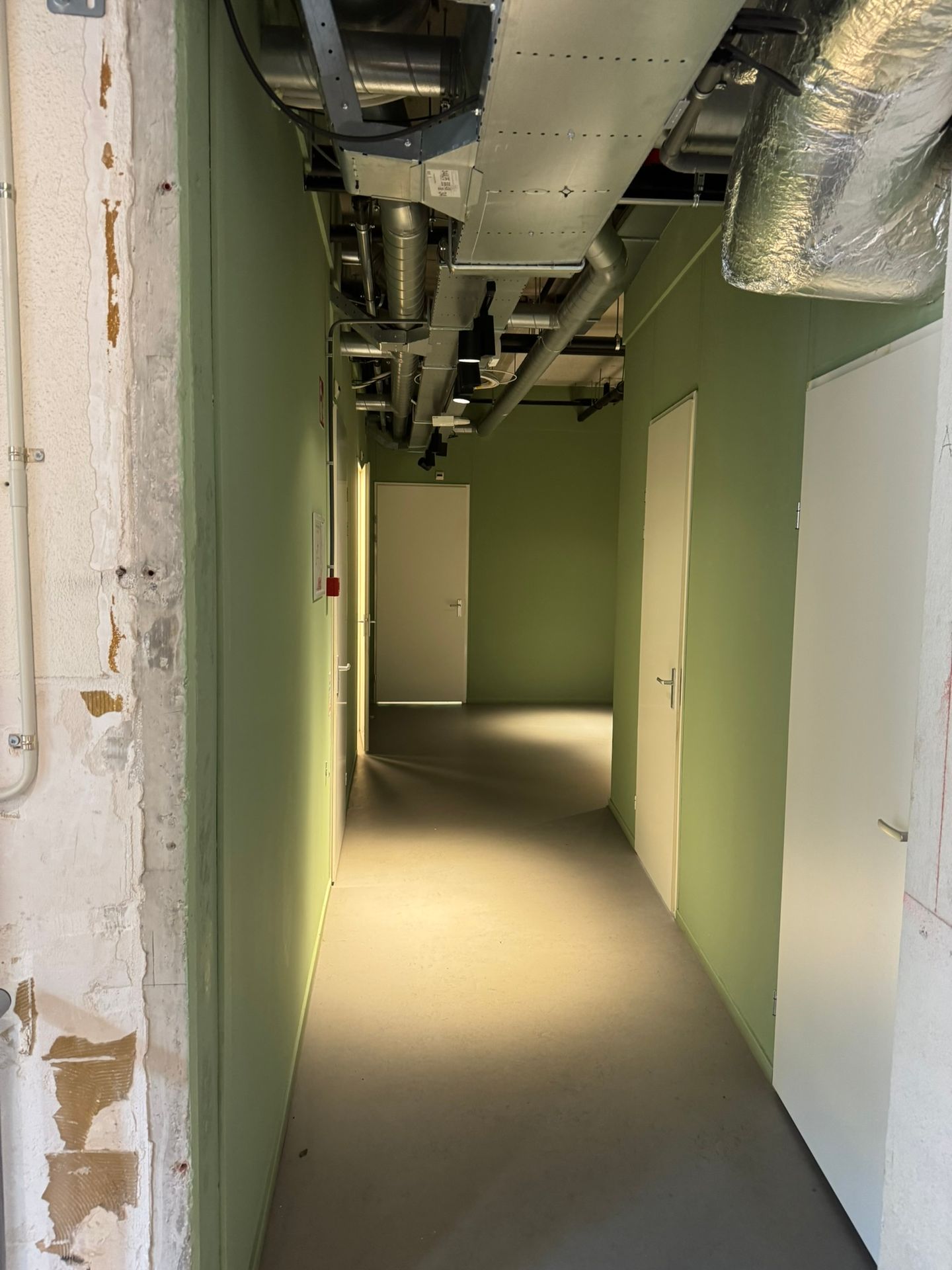 View photo 5 of Leidsestraat 100