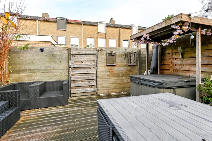 Foto 27 van Hélène Swarthstraat 26