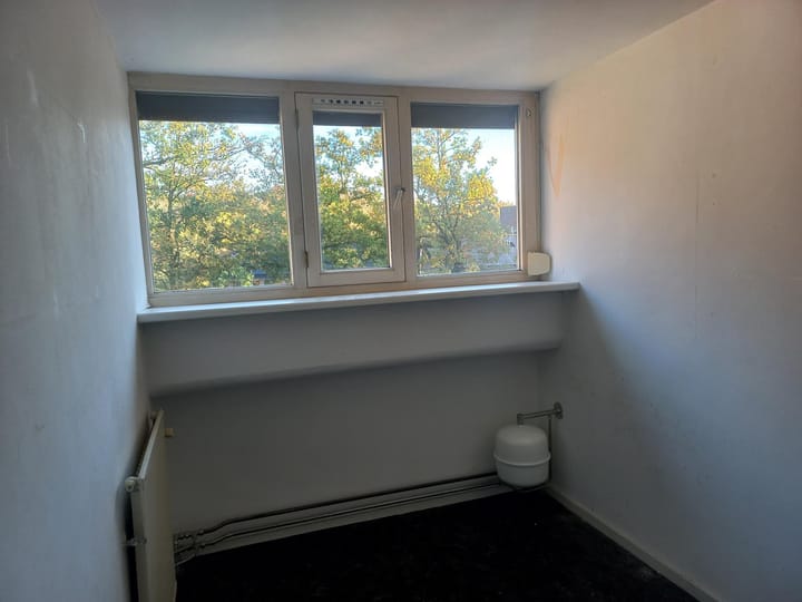 Photo 8 of Petrus Dondersstraat 147