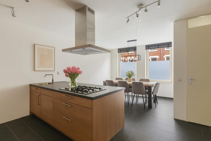 Foto 16 van Fenacoliuslaan 104