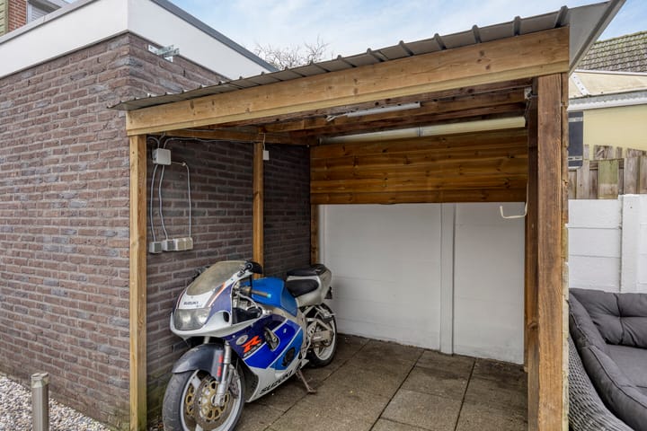 Foto 24 van Berkdijksestraat 17