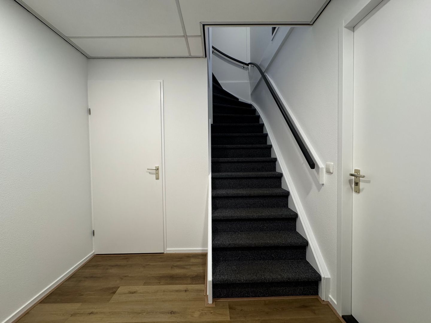 View photo 4 of Mandenmakerstraat 30