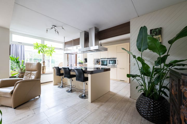 Photo 12 of de Iep 1