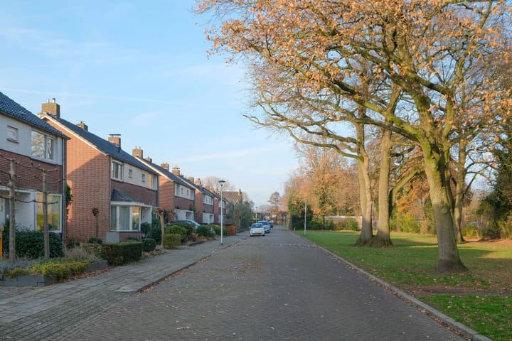 Photo 4 of Horstlaan 68