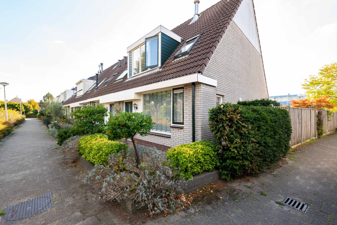 Foto 1 van Loevesteinstraat 15